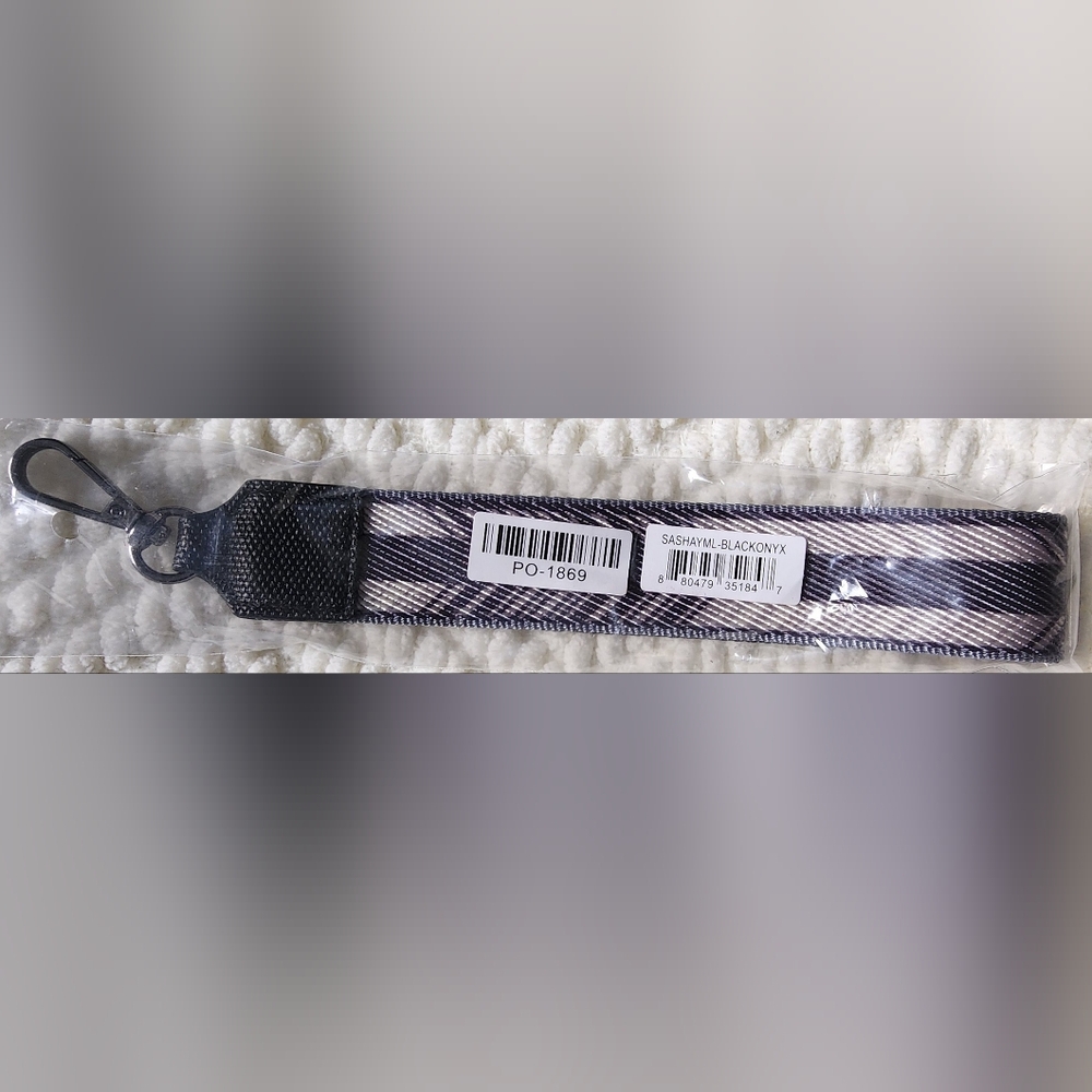 LUG Sashay Wristlet Strap - Black Onyx - Picture 2 of 2